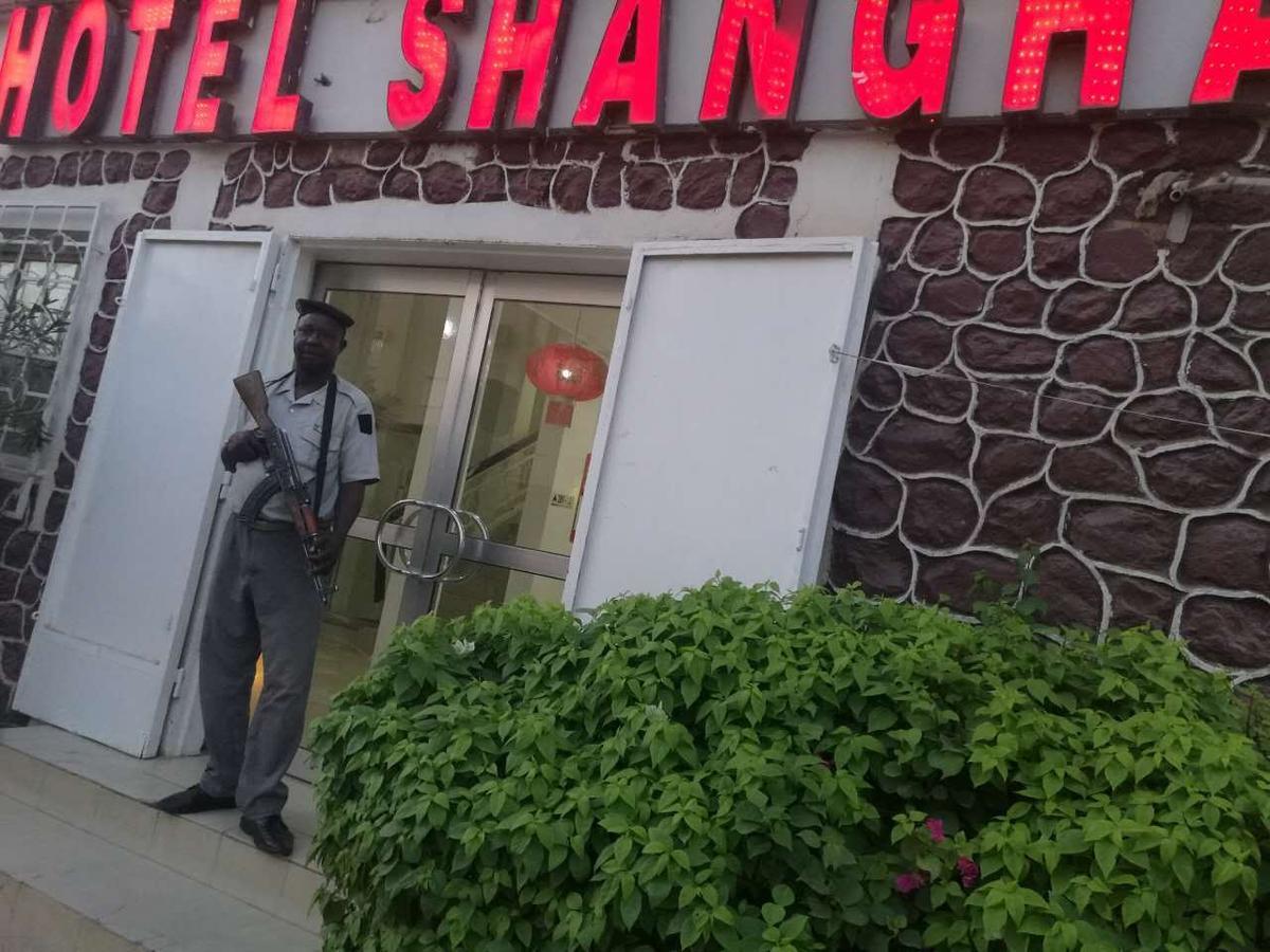 Shanghai Hotel NʼDjamena 外观 照片