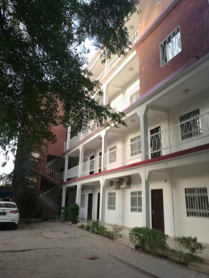 Shanghai Hotel NʼDjamena 外观 照片